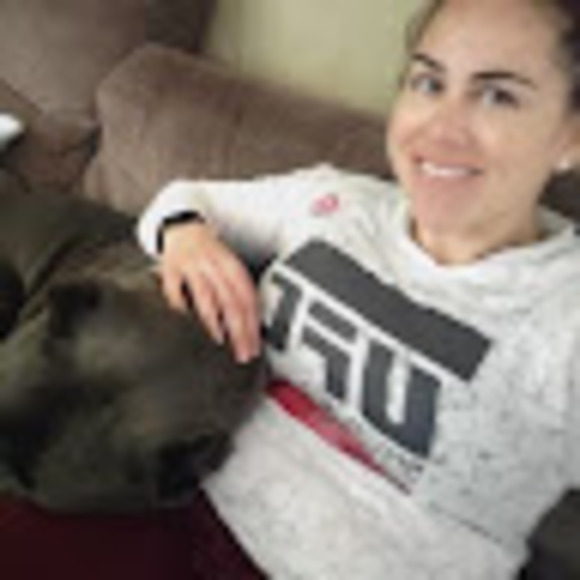 Meet your Posher, Erica - Picture 1 of 1